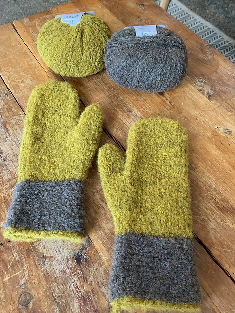 Darn Knit Anywhere Mittens