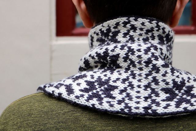 SNOWFALL | patterned scarf