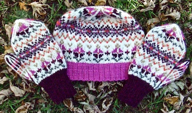 Beach Roses Hat and Mittens