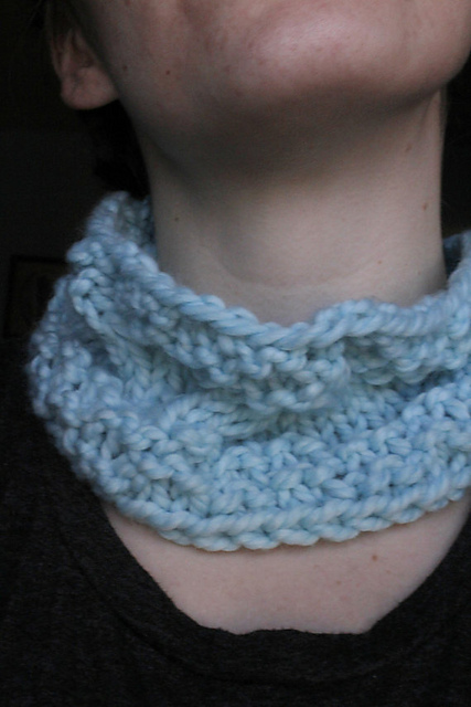 Cabled Cowl