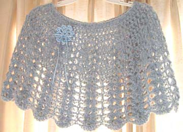 Shortie Shell Capelet