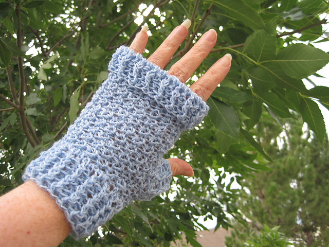 Ice Chip Mitts