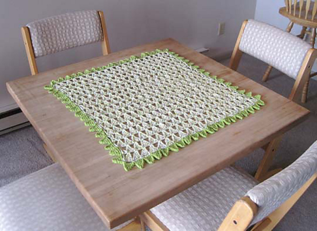 Mountain Peak Table Topper