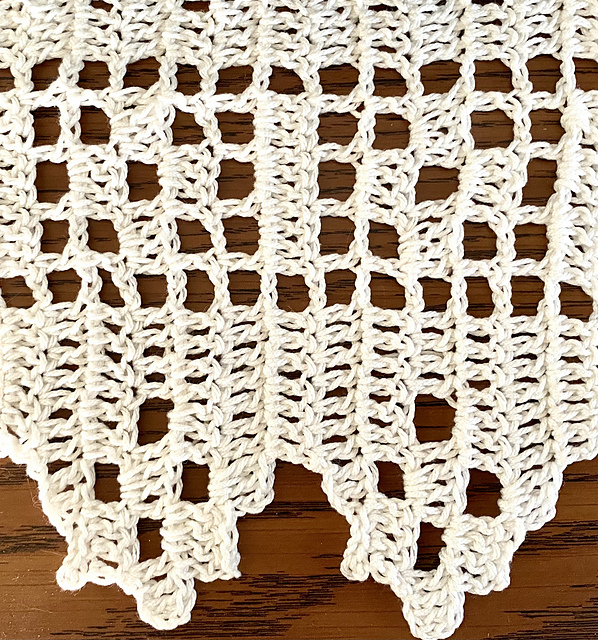 Scalloped Shelf Edgings