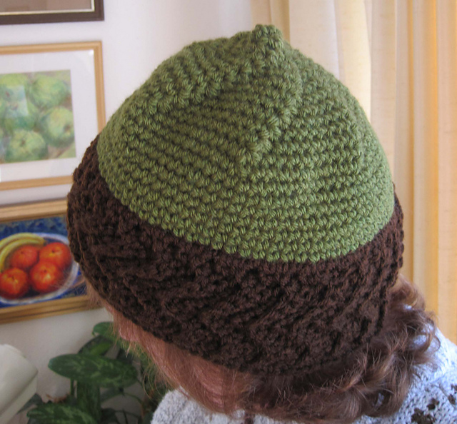 Ripple-Band Hat