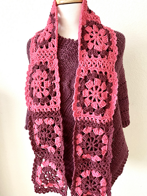 Snowflake Medallion Scarf