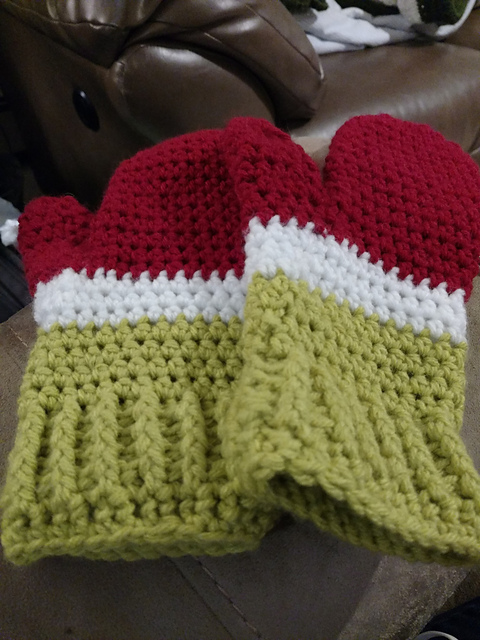 Christmas Mittens