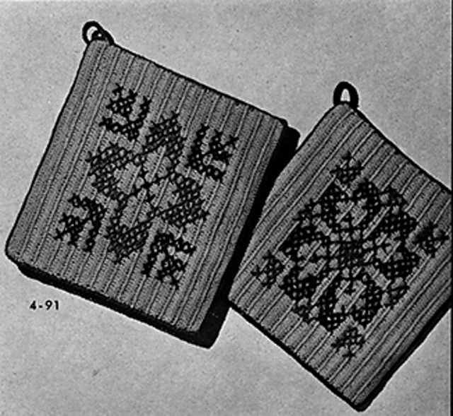 Embroidered Pot Holder #4-91
