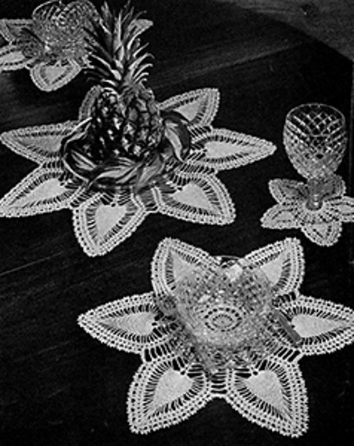 Pineapples Luncheon Set #7623
