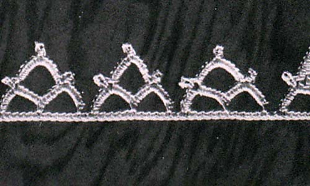 Collar Edging #8521