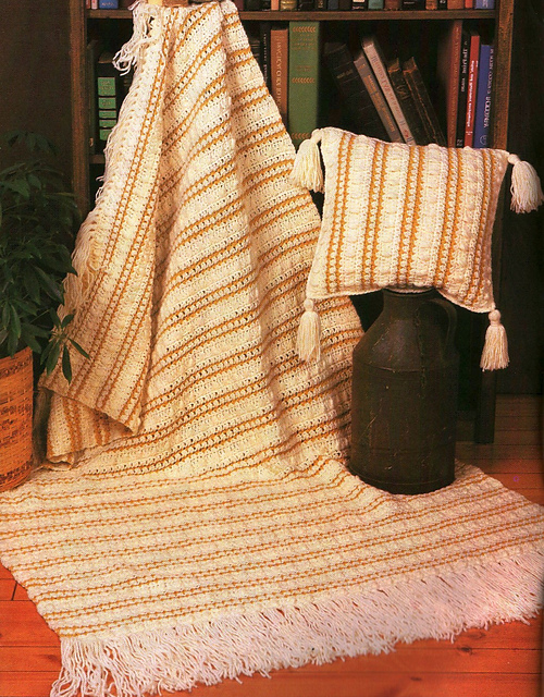 Puff-Stitch Afghan & Pillow