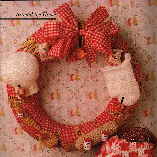 Gingham Kitchen Set: Wreath