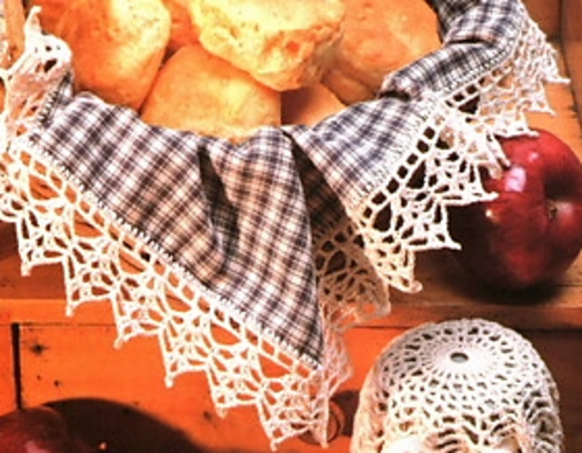 Country Kitchen Lace - Bread Cloth
