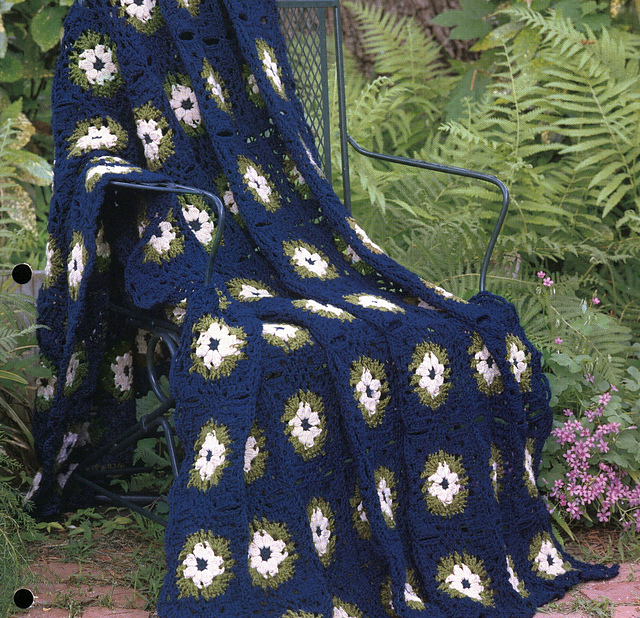 Granny Square Traditions: Tropical Nights