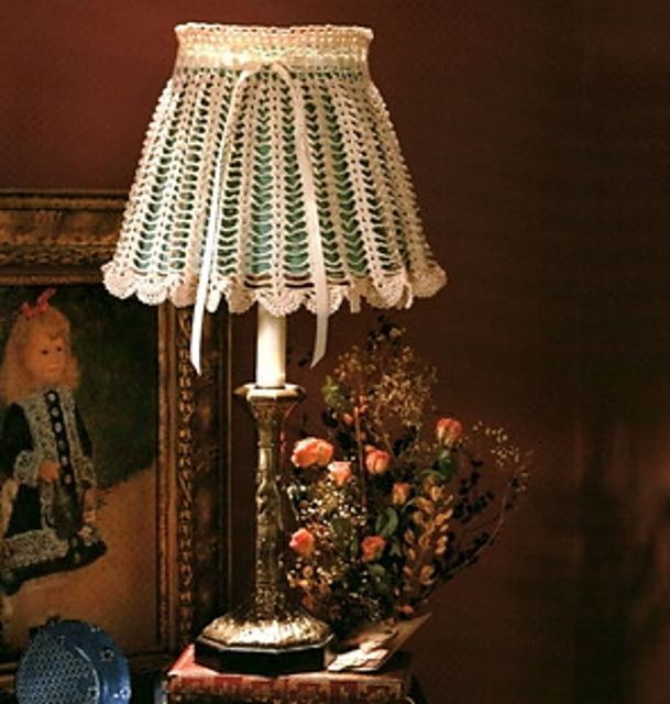 Scalloped Lampshade