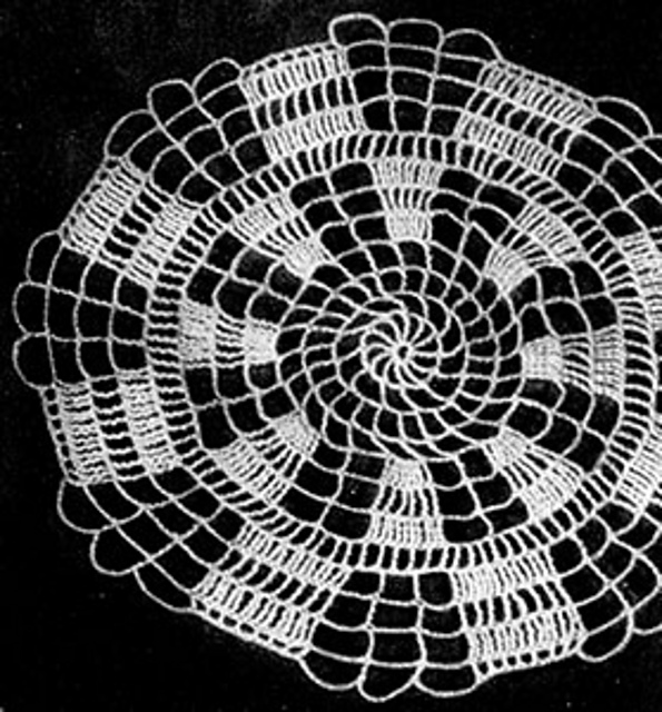 Crooked Ladder Doily #762