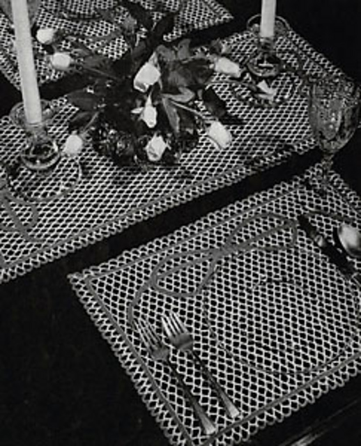 Southern Beau Place Mats and Runner #7708