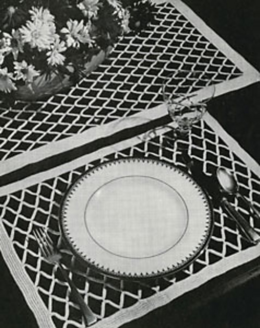 Place Mats and Runner #7713