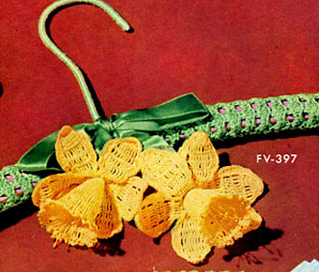 Daffodil Hanger FV-397