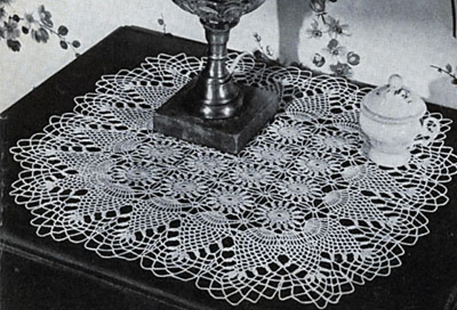 Pineapple Night Table Doily #7854