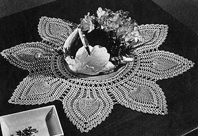 Pineapple Doily #7773-A