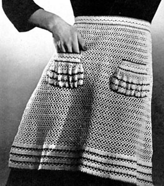 Crocheted Apron #4030