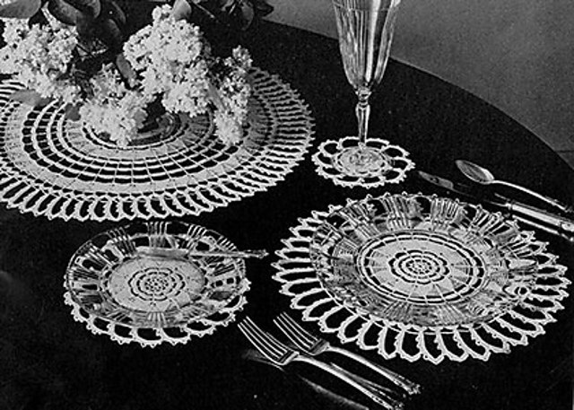 Sheer Circles Doily Set #7152