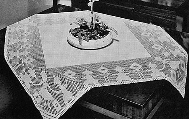 Figures-in-Filet Tablecloth #7153