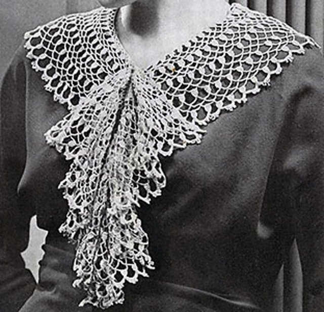 Cluster Collar and Jabot #2003