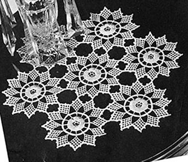 Nosegay Doily #7269