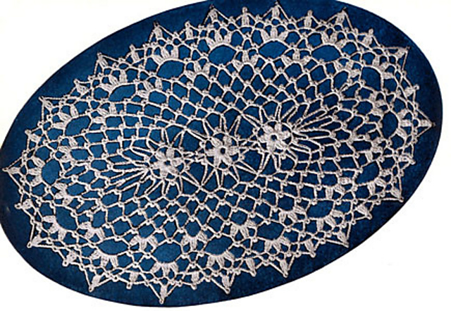 Motif Center Doily