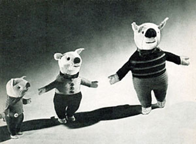 Crocheted Three Little Pigs