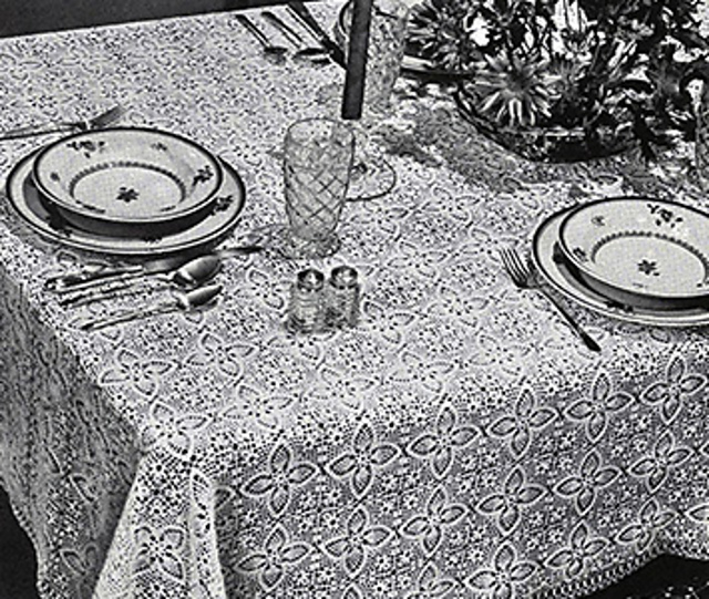 Heart's Desire Tablecloth #7338
