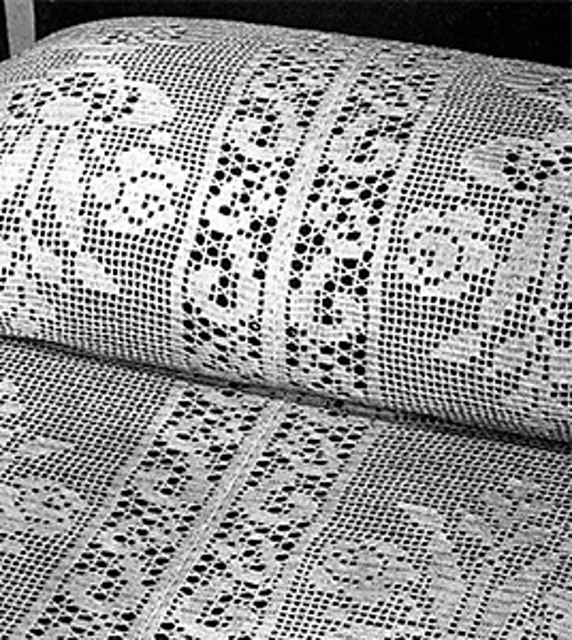 Beauty's Worth Bedspread #6114