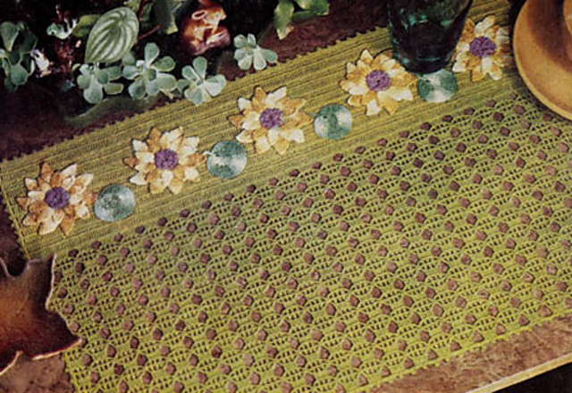 Water Lily Place Mat #8