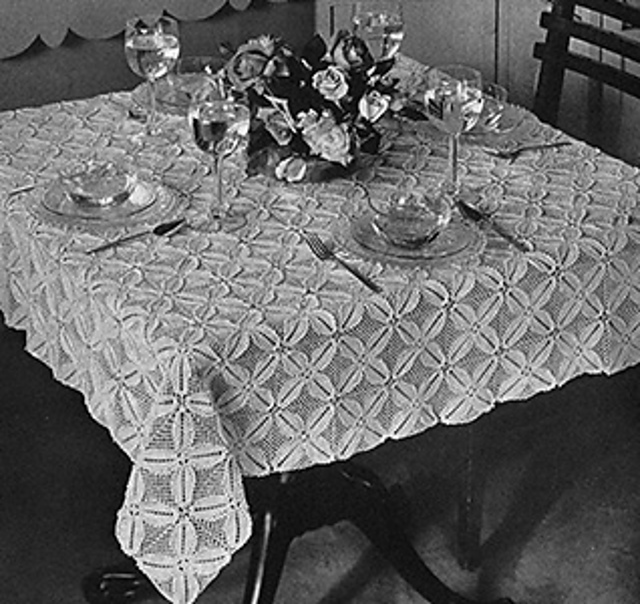 Four Leaf Clover Tablecloth #7525