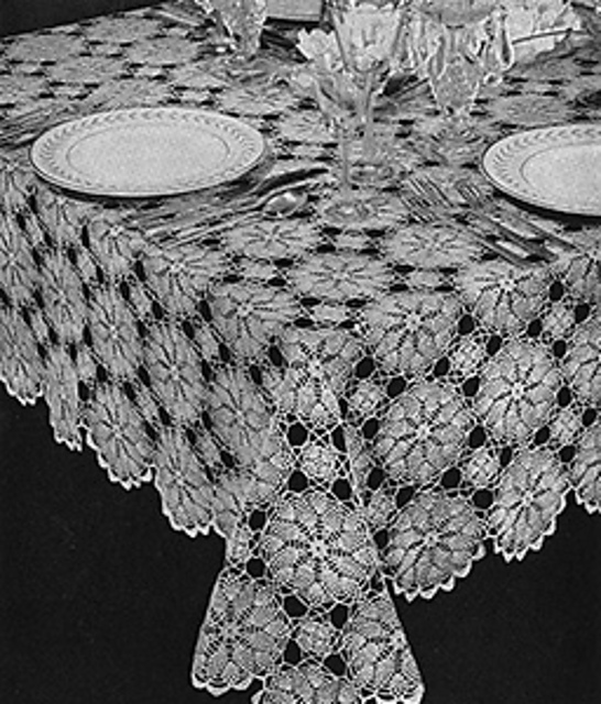 Early American Tablecloth #7485