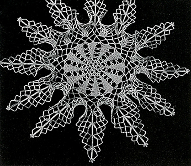 Star Ruffle Doily #7408