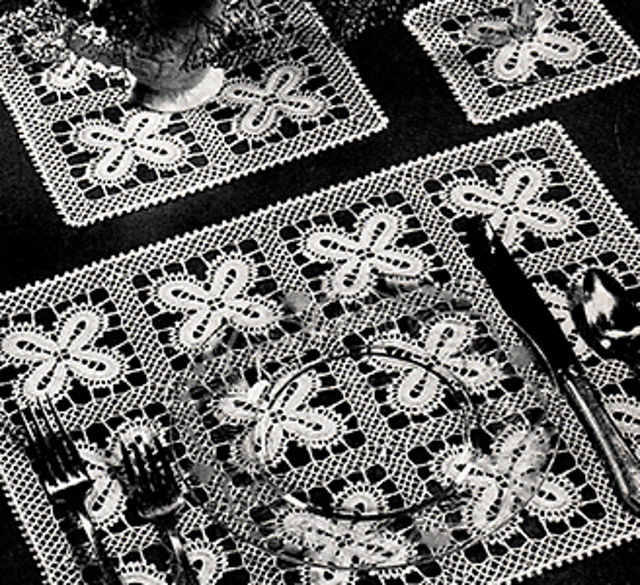 Modern Heirloom Table Doily Set #2