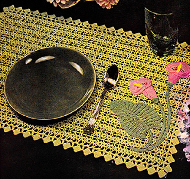 Table Doily in Appliqued Crochet #7