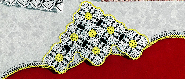 Pillowcase with Motif Insert and Edge