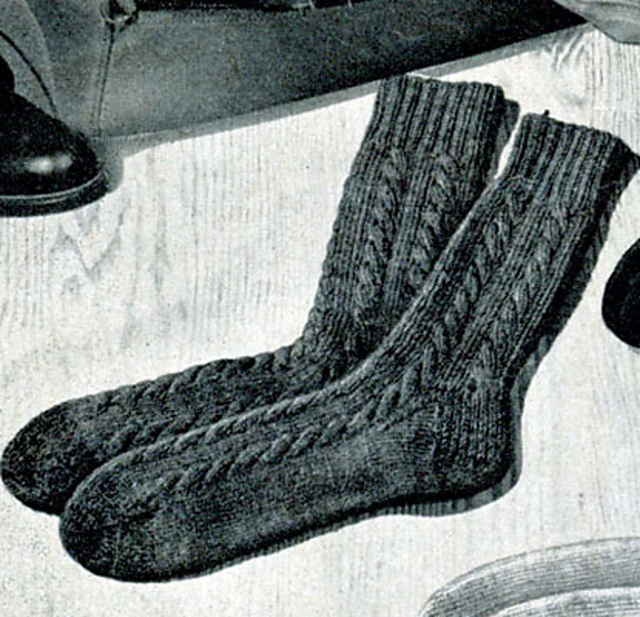 Cable Socks #291