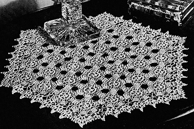 Flower Motif Doily #4408