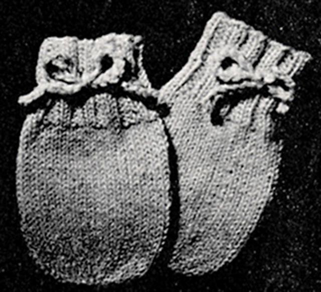 No. 124 Thumbless Mittens