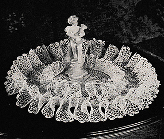Double Ruffle Doily #5901