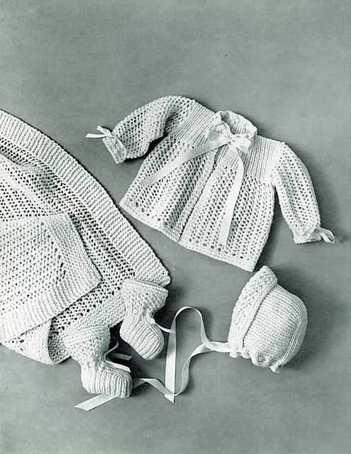 Knitted Layette Set #728-6
