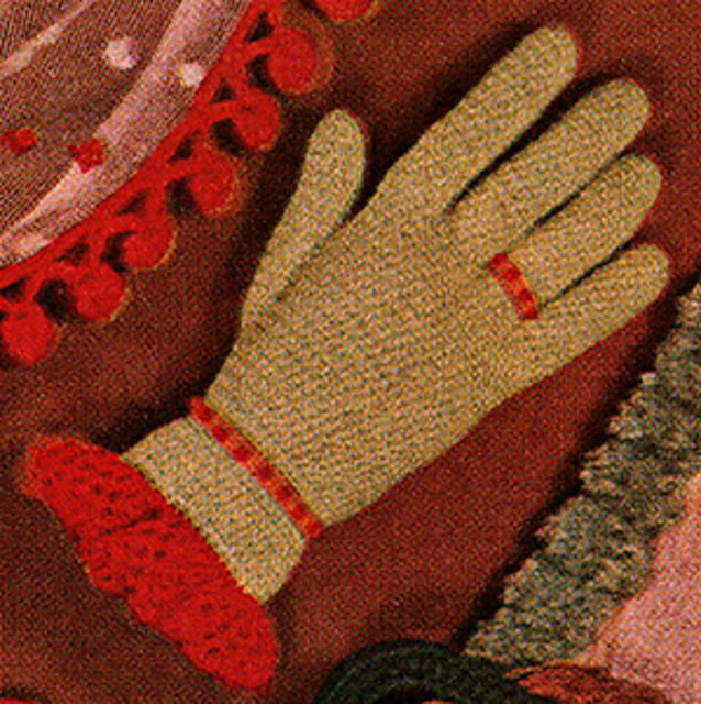 Hand-in-Glove Pincushion #16
