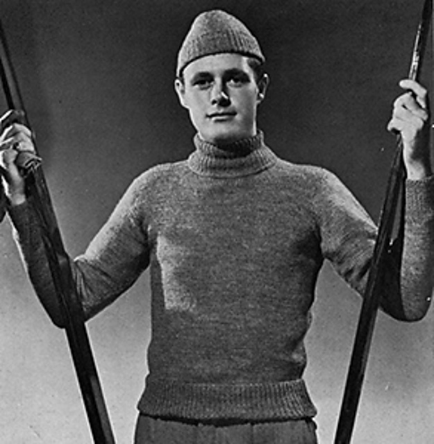 Frontenac Sport Sweater, Cap and Gloves #3710