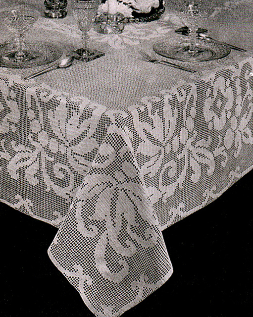 Banquet Beauty Tablecloth #7568