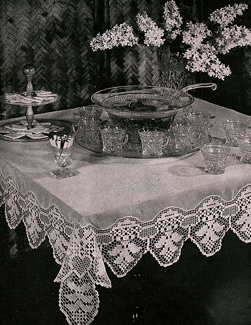 Lilac Time Tablecloth Edging #7651